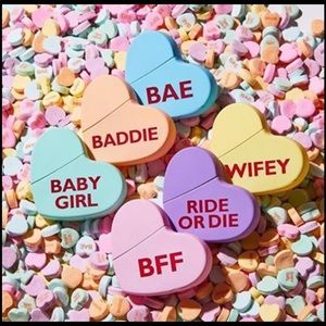 ❌SOLD❌ BABY GIRL KKW Kimoji Fragrance Hearts